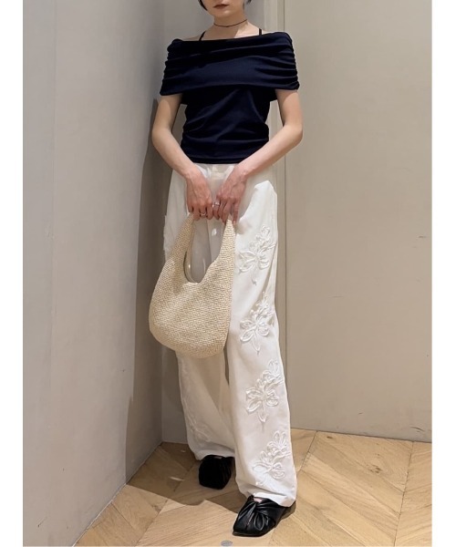 tシャツ ギャザーオフショルトップ レディースの画像