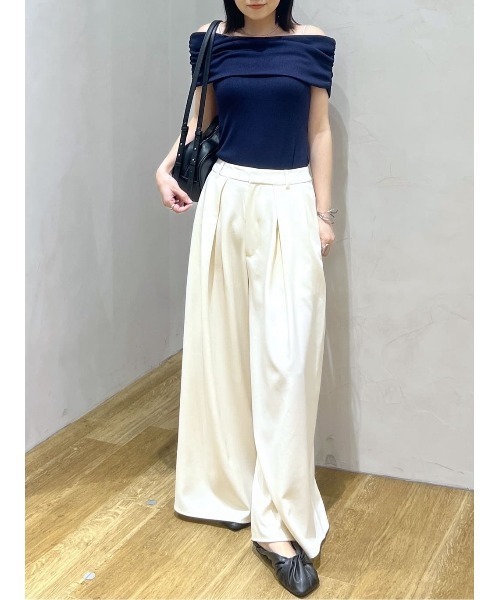 tシャツ ギャザーオフショルトップ レディースの画像