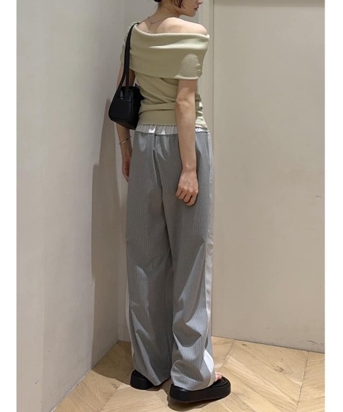 tシャツ ギャザーオフショルトップ レディースの画像