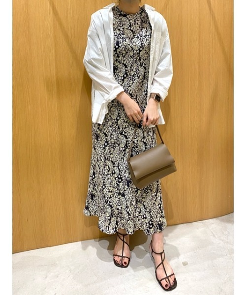 ワンピース 後ろリボンバイアスナロー花柄ワンピース Zozotown Paypayモール店 通販 Paypayモール