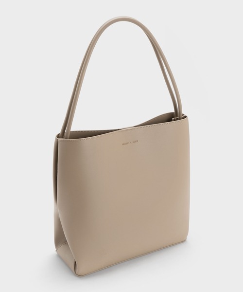 CHARLES & KEITH◇大容量 レイア トートバッグ◇台湾発送/送料込 CHARLES ＆ KEITH トートバッグ Leia レイア レディース