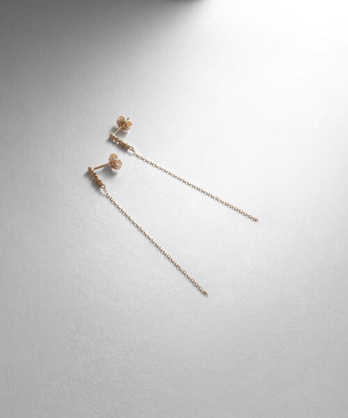 COCOSHNIK（ココシュニック） ピアス K10ダイヤモンド ハンギング 