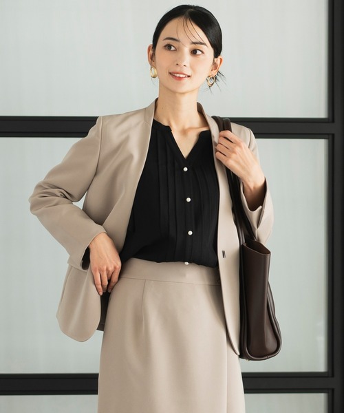 【新品・未使用】グリーンレーベル スーツ 38 M ベージュ 入学・卒業 洗える CELEN セレモニースーツ スーツ 入学式 卒業式 「洗える/UV加工/花粉