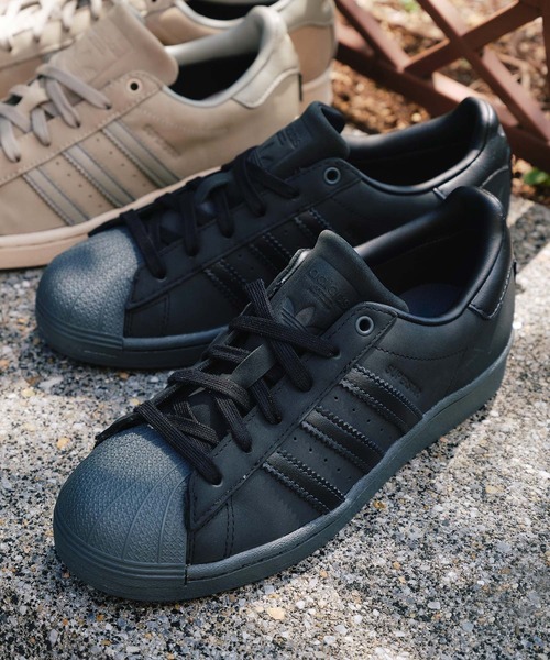adidas（アディダス） ローカットスニーカー 25.5cm ブラック メンズ