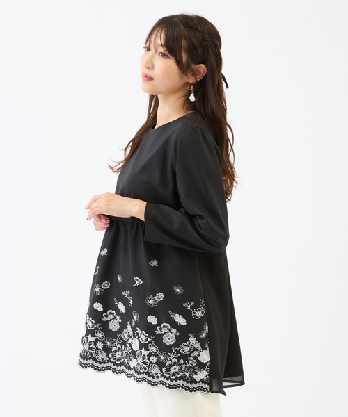 Rose Tiara（ローズティアラ） チュニック 吹上刺繍チュニック