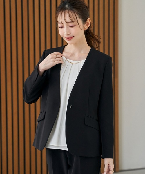 EPOCA MILANO レディース ジャケット ブラック 立体ポケット 美品 コンパクトダブルクロス ノーカラージャケット(ジャケット)｜EPOCA
