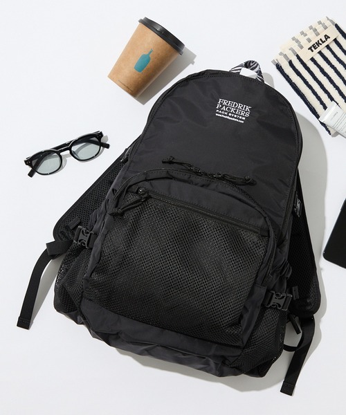【最終価格】FREDRIK PACKERS 210D DAY PACK TIPI FREDRIK PACKERS（フレドリックパッカーズ） デイバック リュック