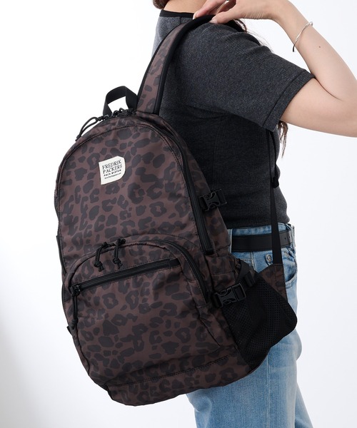 デイバック リュック 「FREDRIK PACKERS」210D DAY PACK TIPI マザーズリュック フレドリックパッカーズの画像