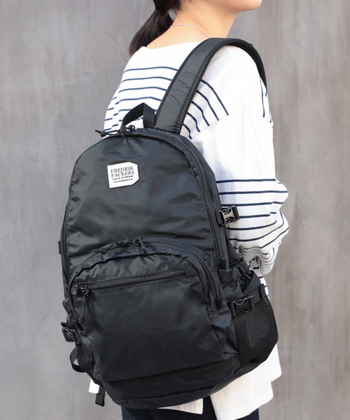 デイバック リュック 「FREDRIK PACKERS」210D DAY PACK TIPI マザーズリュック フレドリックパッカーズの画像