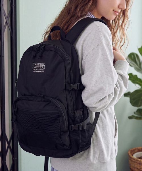 FREDRIK PACKERS（フレドリックパッカーズ） デイバック リュック