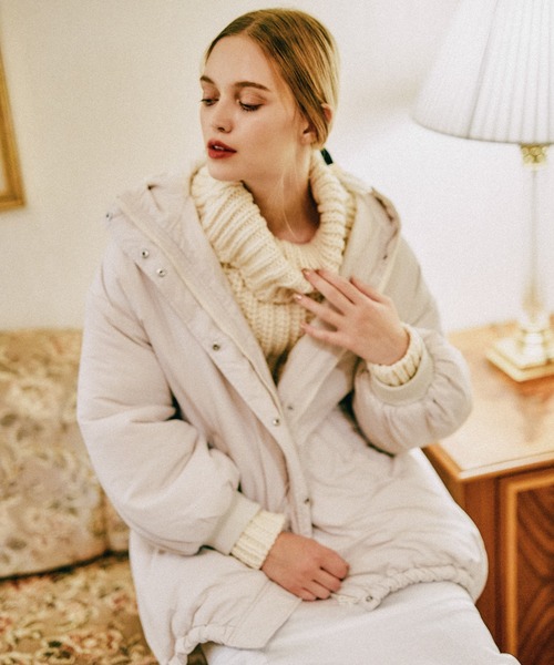 mysty woman（ミスティウーマン） ブルゾン アウター フード中綿ミドル