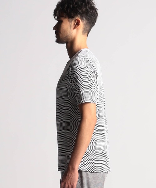NEIL BARRETT ジオメトリックTシャツ 半袖 配色ジオメトリックリンク柄スジャガードTシャツ｜メンズ