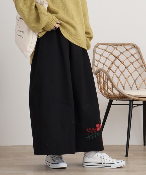 Emago（イマゴ） ロング スカート 花刺繍ゆるバルーンスカート