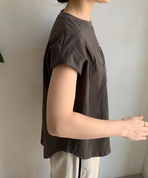 DouDouエンボスバックジップTEE DouDou tシャツ エンボスバックジップTEE レディース : ZOZOTOWN