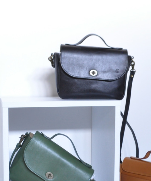 CLEDRAN（クレドラン） ショルダーバッグ バッグ 「本革 アンティーク