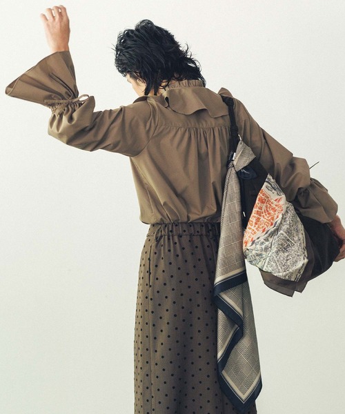 Le Vernis（ル・ベルニ） ショルダーバッグ バッグ スエードKnot