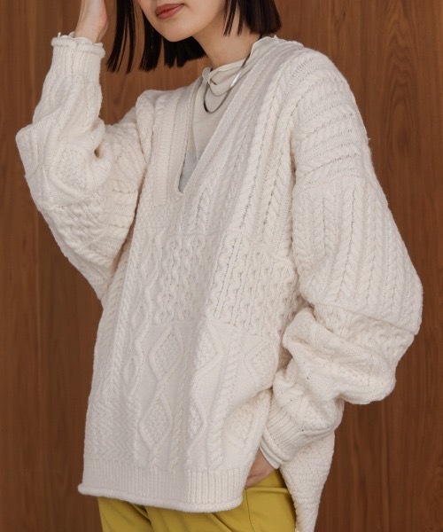 Bou Jeloud（ブージュルード） ニット セーター ケーブルVニット