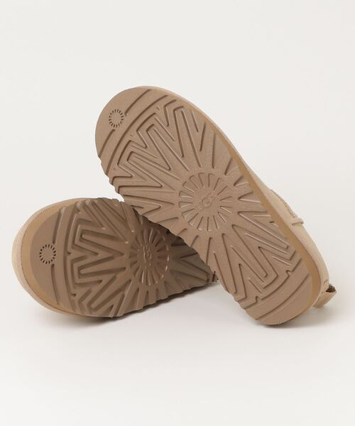 「UGG」 スリッポン 8 ナチュラル レディースの画像