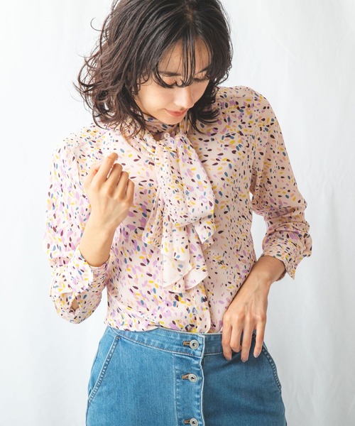 【極美品24200円】ナラカミーチェ♦春✨フラワーシャワーボウタイ NARACAMICIE シャツ ブラウス フラワーシャワー ボウタイ