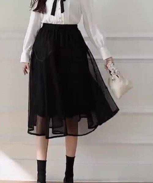 美品SHE Tokyo Audrey チュールスカートブラック36 美品SHE Tokyo Audrey チュールスカートブラック36 スカート