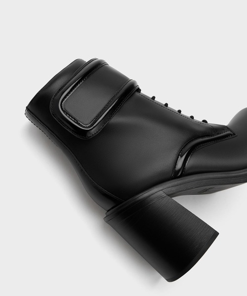 CHARLES ＆ KEITH ブーツ Rosalie ロザリー レザーアンクル