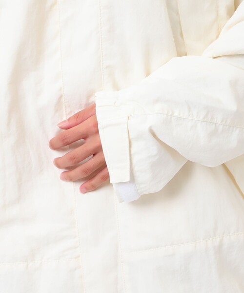 ブルゾン アウター 「別注」 9246-BL03-014 HOOD JACKET WHITE EDITION メンズの画像
