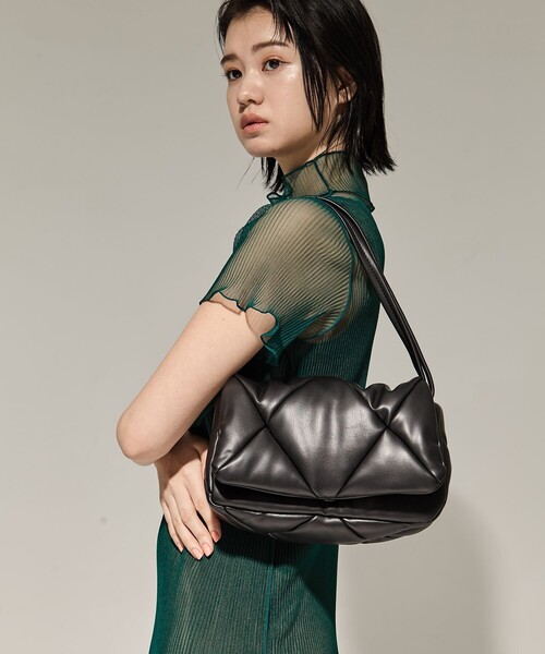 ☆新品未使用☆YAHKI ショルダーバッグ 未使用タグ付き YAHKI ショルダーバッグ バッグ YAHKI/ヤーキW FACE small