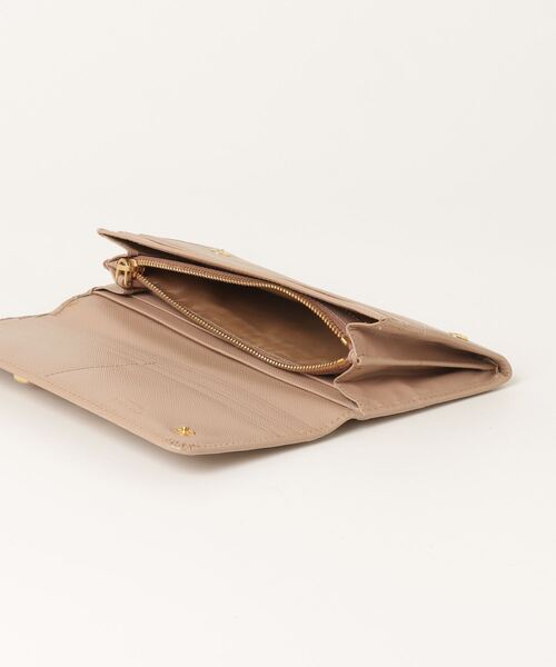 プラダ　財布　ベージュ PRADA ベージュ 二つ折り財布