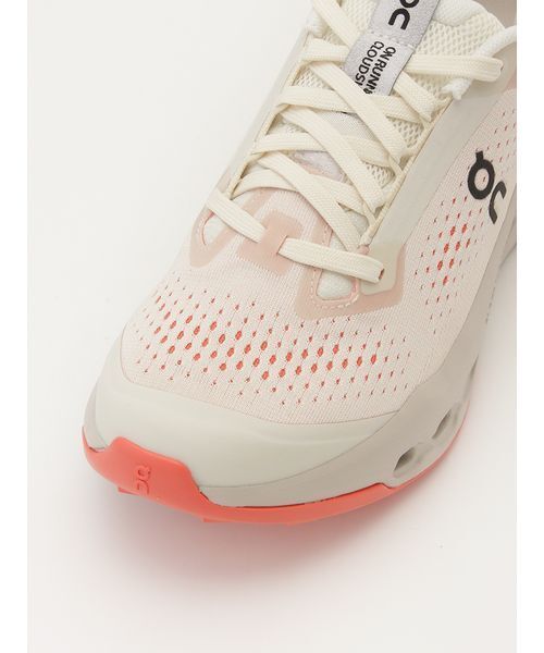 On（オン） スニーカー 「On」Cloudsurfer Trail 2 レディース