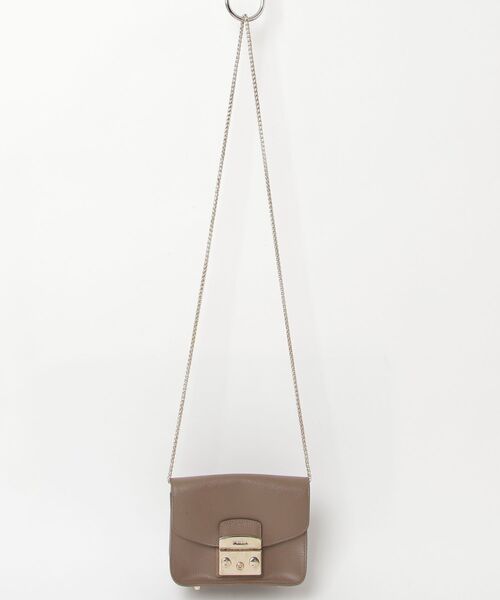 FURLA フルラ　ショルダーバッグ　ベージュ FURLA（フルラ） ショルダーバッグ - ベージュ レディース : ZOZOTOWN