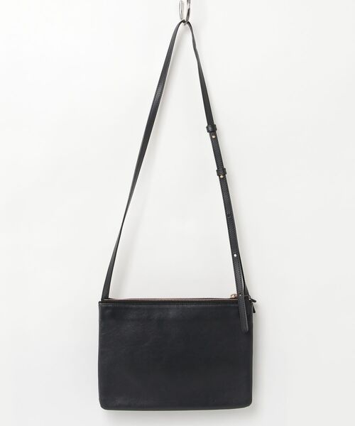 CELINE ブラック ショルダーバッグ~~~ CELINE（セリーヌ） ショルダーバッグ - ブラック レディース