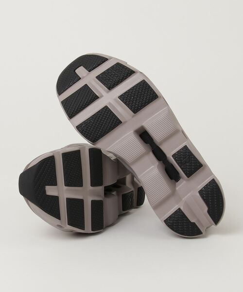 「On」 ローカットスニーカー 27.5cm モカ メンズ_画像5