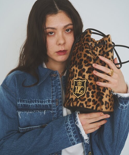 MARCO MASI(マルコマージ) ショルダーバッグ美品  - ゴールド 巾着バッグ レザー マルコ マージ MARCO MASI ハンドバッグ （Pink Gold） -靴