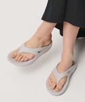 厚底 ウーフォス oofos スポーツサンダル...の詳細画像1