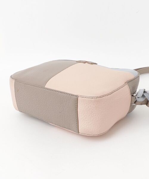 Tory Burch ショルダーバッグ ベージュ/ネイビー TORY BURCH（トリーバーチ） ショルダーバッグ - ベージュ レディース