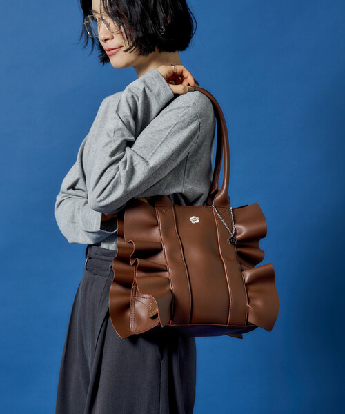 【新品】MARYQUANTマリークワント トートバッグA4 ビジネスバッグ MARY QUANT（マリークヮント） トートバッグ マリークワント mary