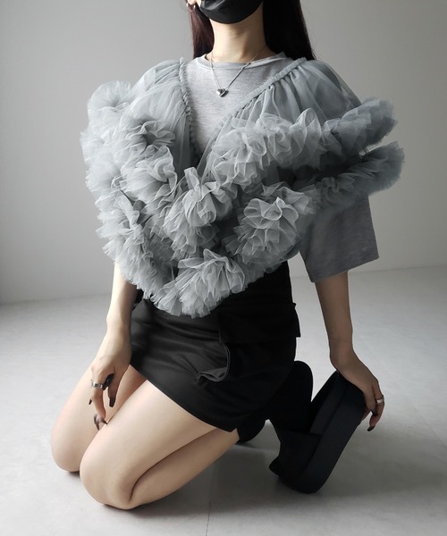 tシャツ 「 ２color 」フリルスリーブボリュームチュールドッキングトップス ／ frill sleeve voluminous tulle me+em select tシャツ 「 2color 」V字フリルボリューム
