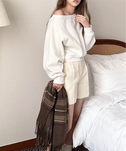 抜け感が美しい　まるでスウェット トレーナー スウェット ゆるっと肌見せ、抜け感カジュアル