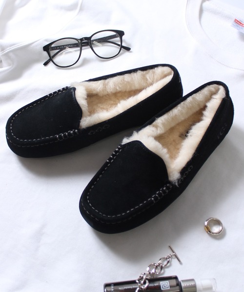 【未使用】UGG ブラック モカシン 靴 箱付き UGG モカシン 7 ブラック 新品未使用】UGG モカシン 24cm ブラック UGG