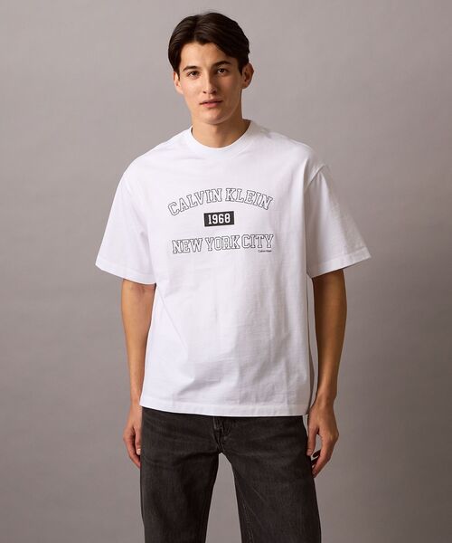 Calvin Klein tシャツ 「ユニセックス」リラックス クルーネック