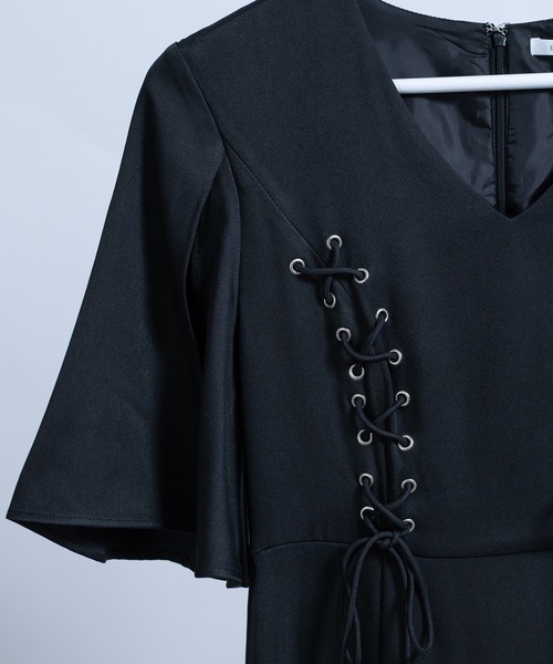 chipchipshop黒いレースアップネックワンピース Ellno de Mavie（エルノデメヴィ） ワンピース レースアップワンピース