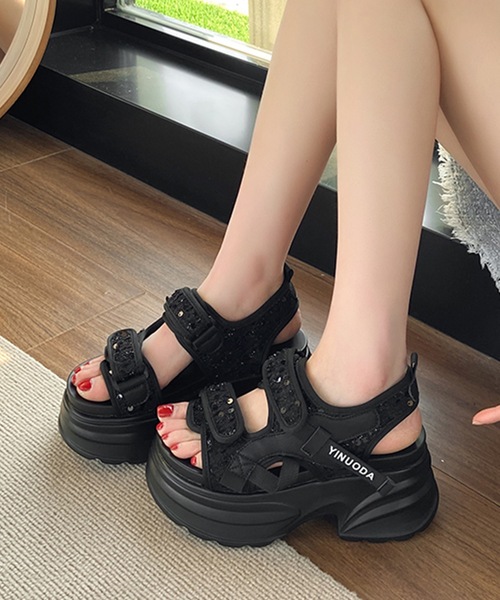 【超美品】☆LE TALON 厚底スポーツサンダル ブラック ベルクロ 人気 Lace Ladies（レースレディース） 厚底 スポーツサンダル サンダル