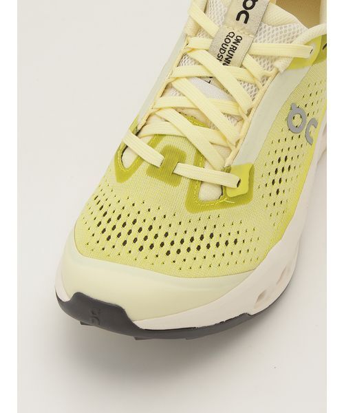 On（オン） スニーカー 「On」Cloudsurfer Trail 2 レディース