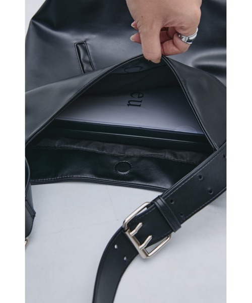 un/neu ショルダーバッグ バッグ スライドポケットワンハンドル2WAY