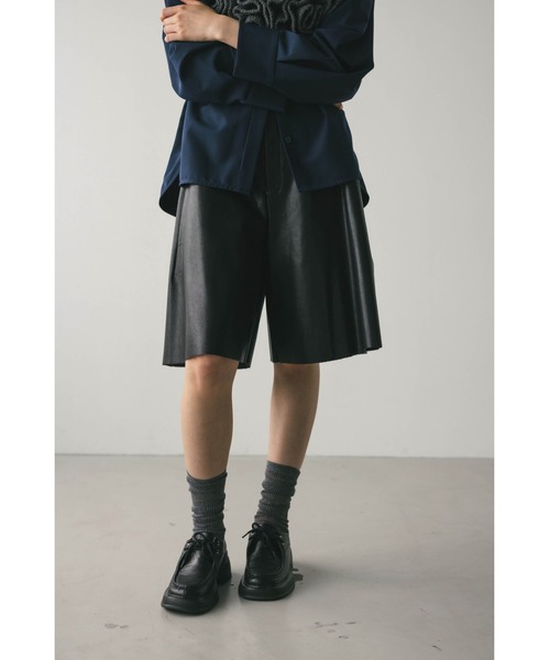 SOFTHYPHEN フェイクレザーハーフパンツ SOFTHYPHEN フェイクレザーハーフパンツ - メルカリ