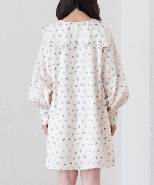 Cath kidston 花柄クリーム色ミニワンピース Cath Kidston（キャス・キッドソン） ワンピース セーラーミニ