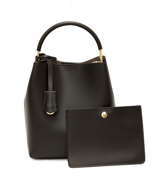 ジャンニノターロ　バケットバッグ　2way ブラック バケツ型 バッグ ハンドバッグ 2way ショルダー レザー イタリア製