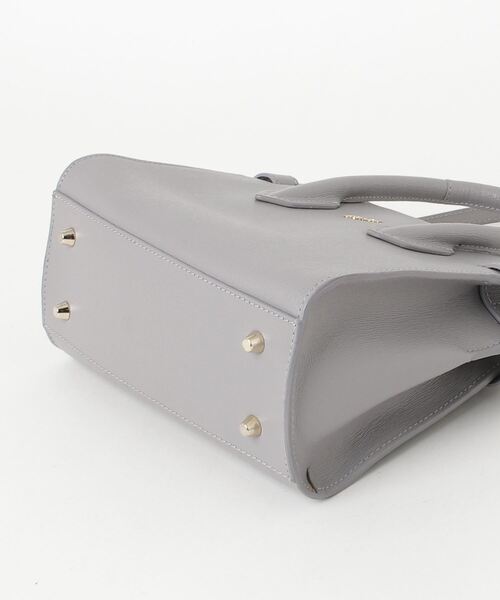 FURLA 2WAY ハンドバッグ レザー フロー　グレー FURLA（フルラ） 2WAYバッグ - グレー レディース : ZOZOTOWN Yahoo!店
