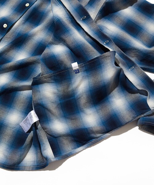 「CAHLUMN」 長袖シャツ LARGE ブルー メンズの画像