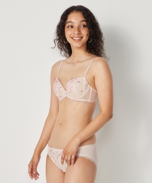 LINGERIEAM シリウス グラマーアップ ブラジャー ショーツセット シリウス グラマーアップ ブラ / 商品詳細ページ / RAVIJOUR